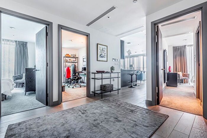 3 Bedroom Flat To Rent In Long Lane, Taper Building, SE1