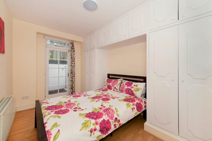 1 Bedroom Flat To Rent In Oakley Street, London, SW3