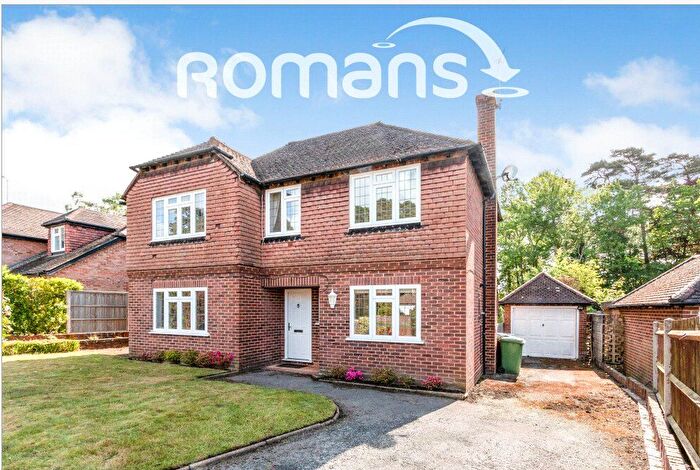 3 Bedroom Detached House To Rent In Beech Ride, Sandhurst, GU47