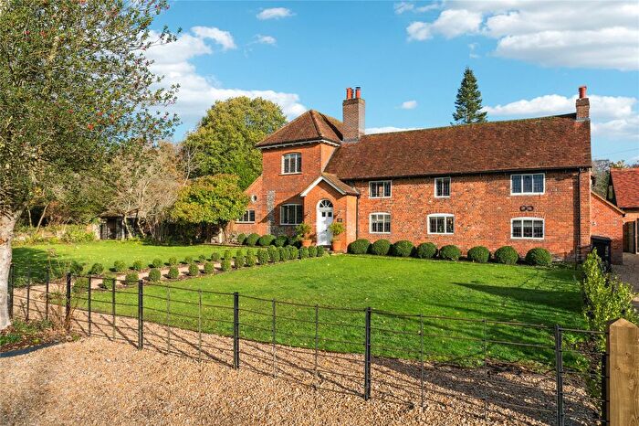 5 Bedroom Detached House For Sale In Snells Lane, Little Chalfont, Buckinghamshire, HP7