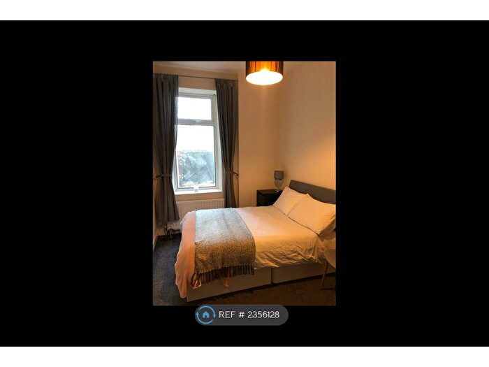 2 Bedroom Flat To Rent In Jesmond, Newcastle Upon Tyne, NE2