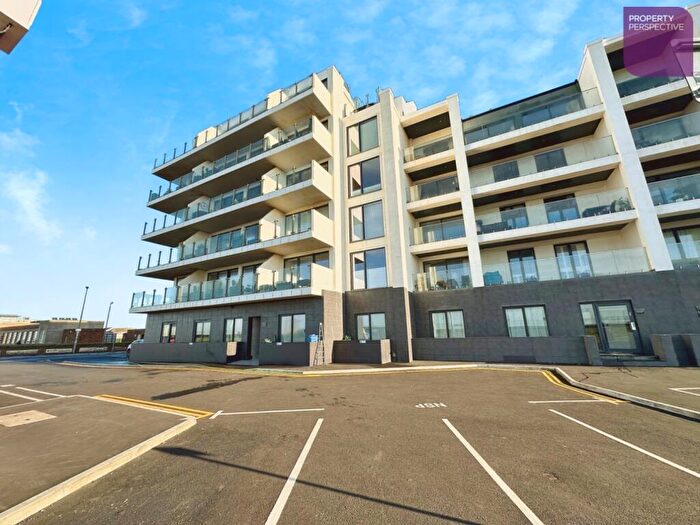 3 Bedroom Apartment For Sale In New South Promenade, Blackpool, FY4