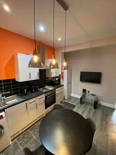 4 Bedroom House To Rent In Kara Street, Salford, M6