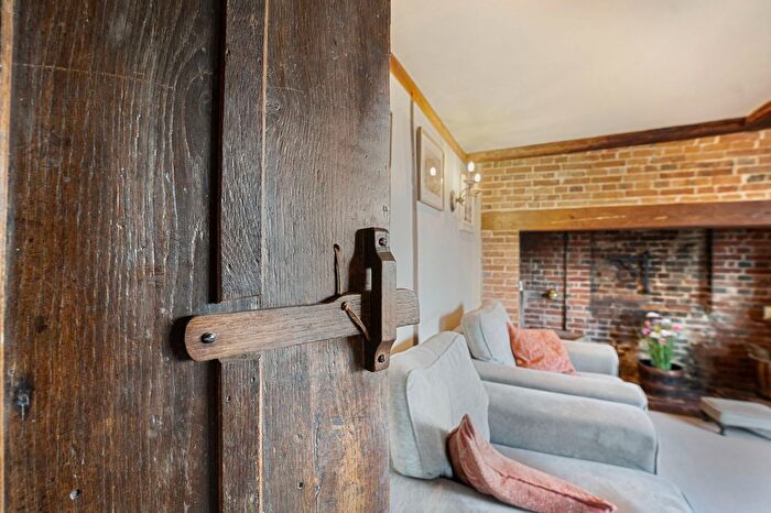 2 Bedroom Semi-detached House For Sale In Headcorn Road, Biddenden, TN27