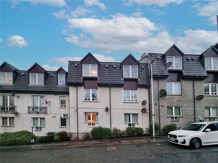 1 Bedroom Apartment For Sale In Strawberry Bank Parade, Aberdeen, AB11