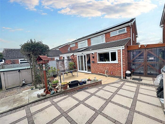 3 Bedroom Semi-Detached House For Sale In Loddon Close, Melton Mowbray, Leicestershire, LE13