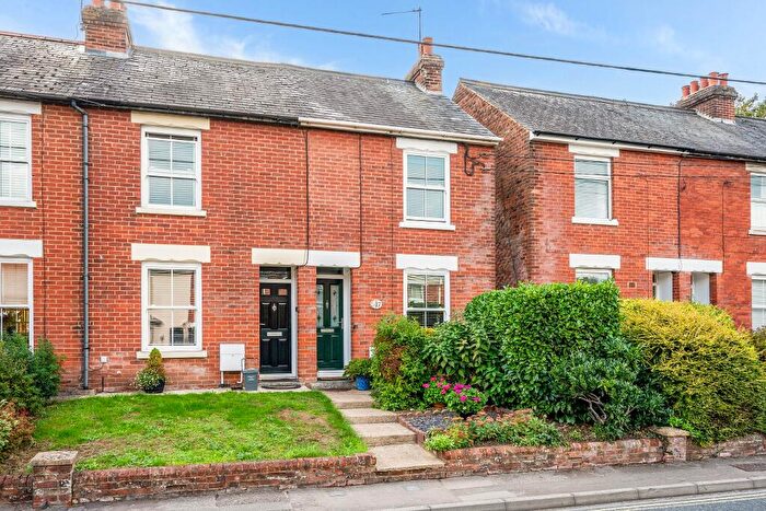 2 Bedroom End Of Terrace House For Sale In Romsey, SO51