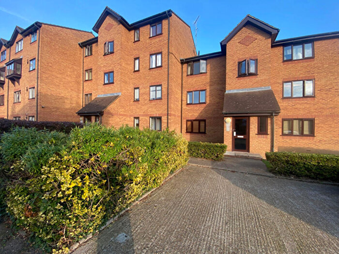 Studio To Rent In Armoury Road, London, SE8