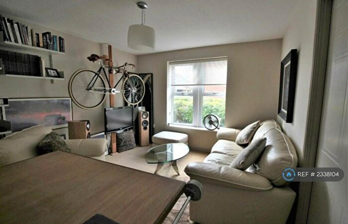 1 Bedroom Flat To Rent In Bellarmine Close, London, SE28