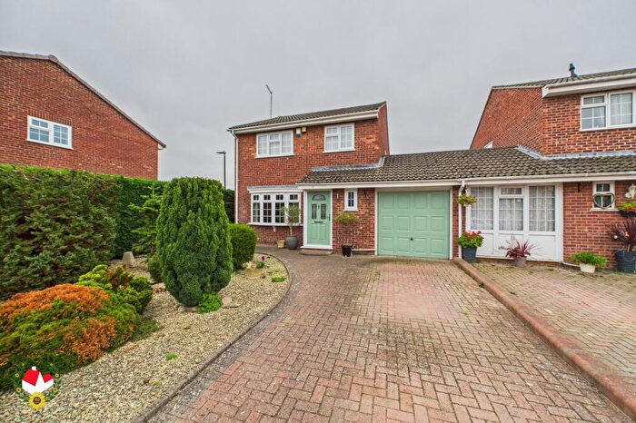 4 Bedroom Link Detached House For Sale In Oriole Way, Abbeydale, Gloucester, GL4