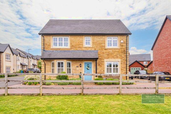 4 Bedroom Detached House For Sale In Lancaster Place, Clitheroe, Lancashire, BB7