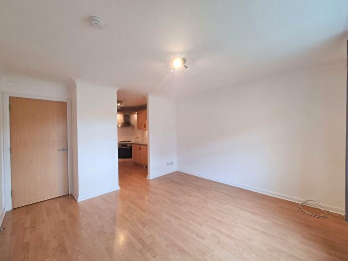 2 Bedroom Flat To Rent In Grandholm Crescent, Bridge Of Don, Aberdeen, AB22