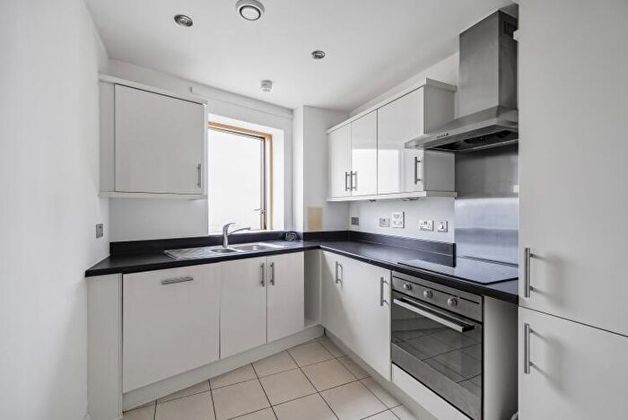 2 Bedroom Apartment To Rent In Albert Road London, NW6