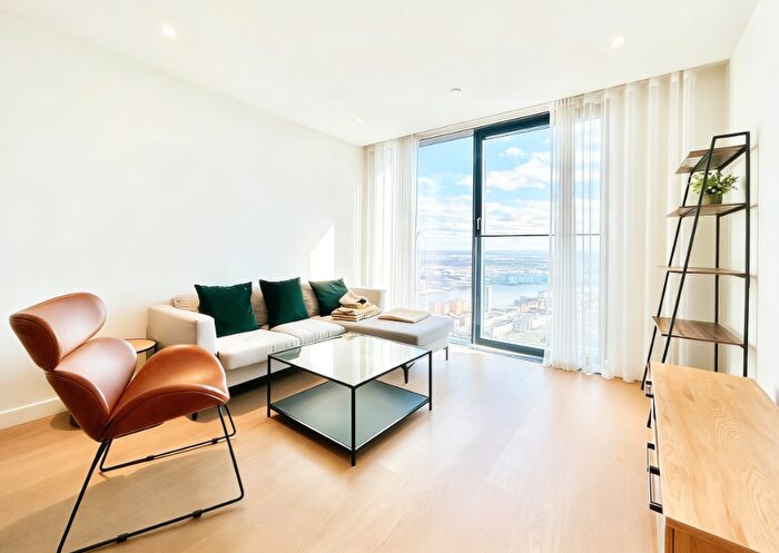 1 Bedroom Flat To Rent In Marsh Wall, London, E14