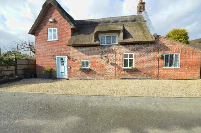 3 Bedroom Detached House To Rent In Danesbower Lane, Norwich, NR13