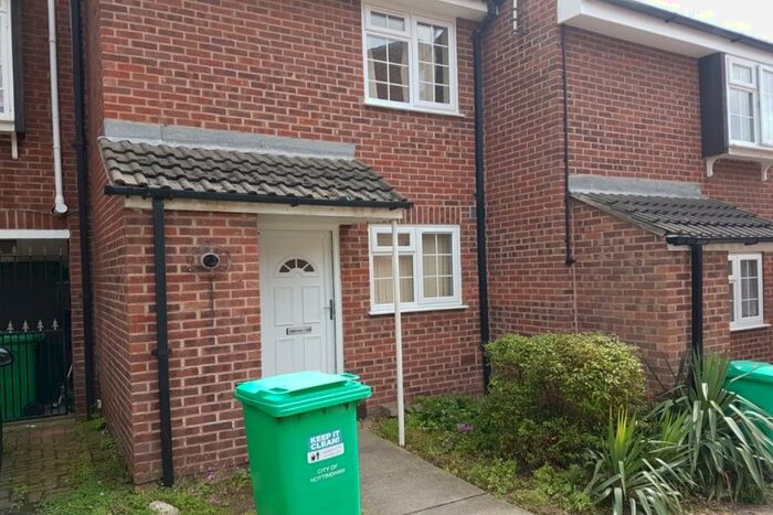 2 Bedroom Terraced House To Rent In Clinton Court, Nottingham, NG1