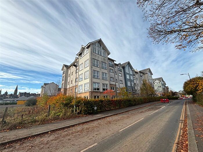 2 Bedroom Flat For Sale In Old Harbour Square, Stirling, Stirlingshire, FK8