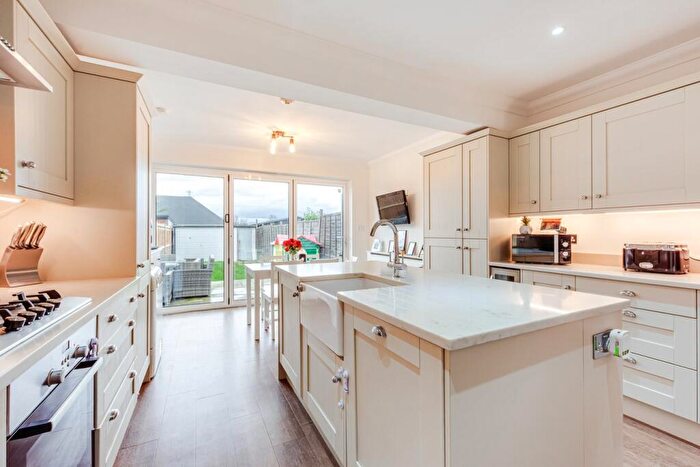 2 Bedroom Terraced House For Sale In Rowley Avenue, Sidcup, DA15