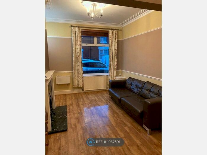 2 Bedroom Terraced House To Rent In Westminster Avenue, Stockport, SK5