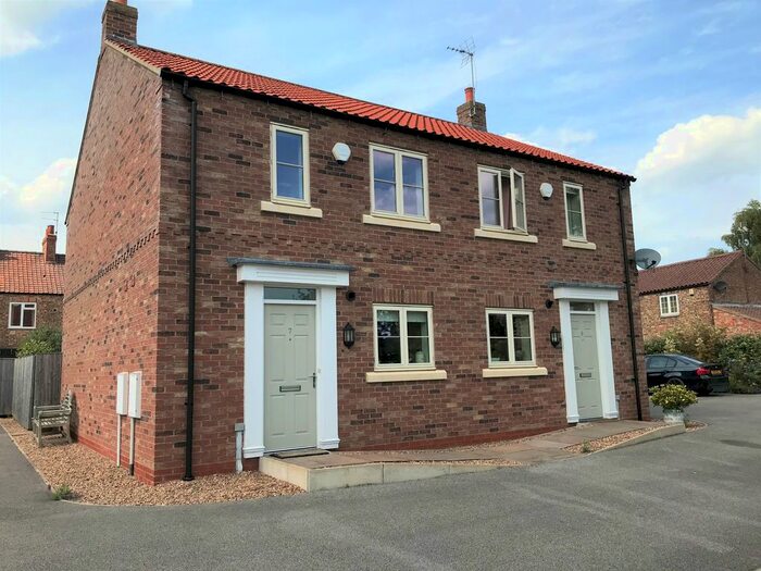 3 Bedroom Semi-Detached House To Rent In Joseph Hutchinson Place, Easingwold, York, YO61