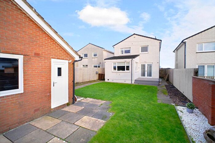 3 Bedroom Detached House For Sale In Dalry Road, Kilwinning, KA13