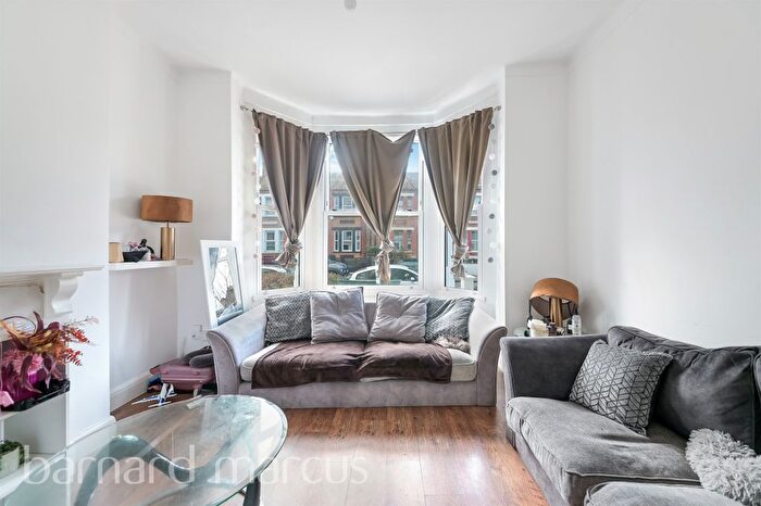 1 Bedroom Flat For Sale In Gipsy Road, London, SE27