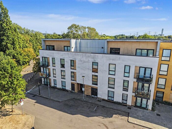 1 Bedroom Apartment For Sale In Faraday House, Velocity Way, Enfield, EN3