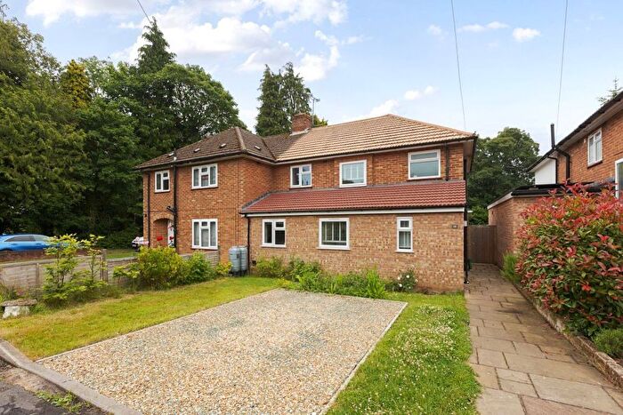 3 Bedroom Semi-Detached House To Rent In Hurst Way, Sevenoaks, TN13