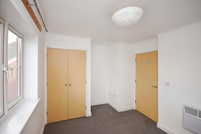 2 Bedroom Apartment To Rent In Arnold Road, Mangotsfield, Bristol, BS16