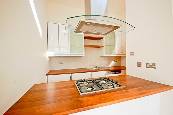 1 Bedroom Flat To Rent In Thrawl Street, Spitalfields, E1