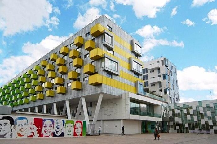1 Bedroom Flat For Sale In Cutmore, Ropeworks, Arboretum Place, Barking, IG11