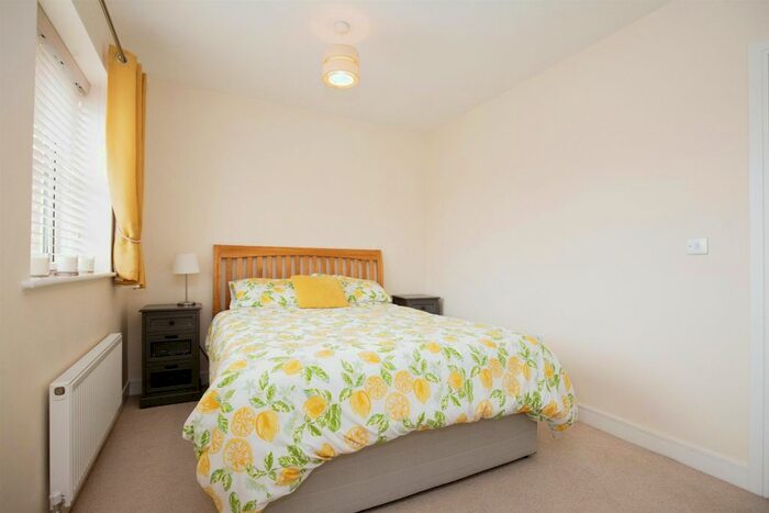 2 Bedroom Semi-Detached House For Sale In Yeats Road, Stratford-Upon-Avon, CV37