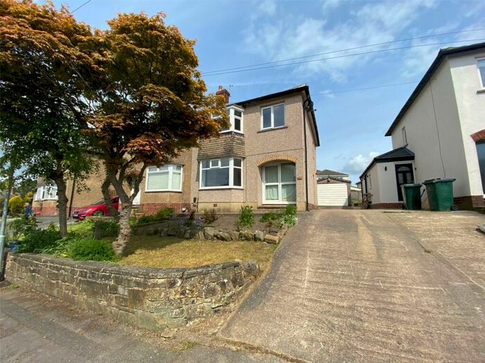 3 Bedroom Semi-Detached House To Rent In Grange Road, Bingley, West Yorkshire, BD16