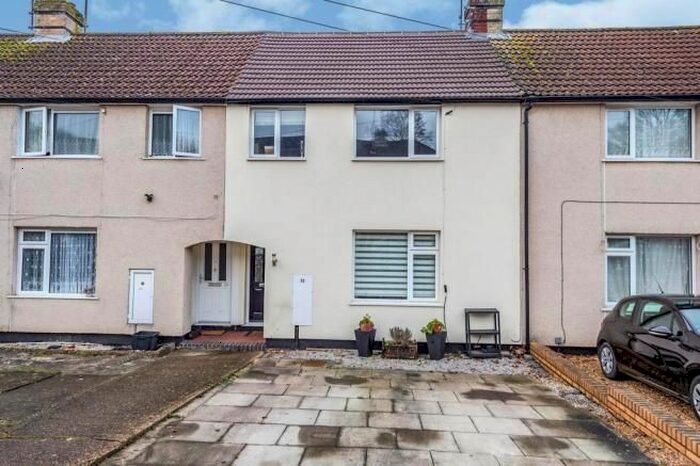 3 Bedroom Property To Rent In Dellfield, St.Albans AL1