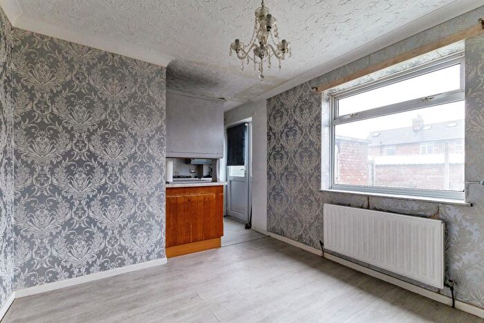 3 Bedroom Terraced House For Sale In Dunlane Close, Middlesbrough, TS5
