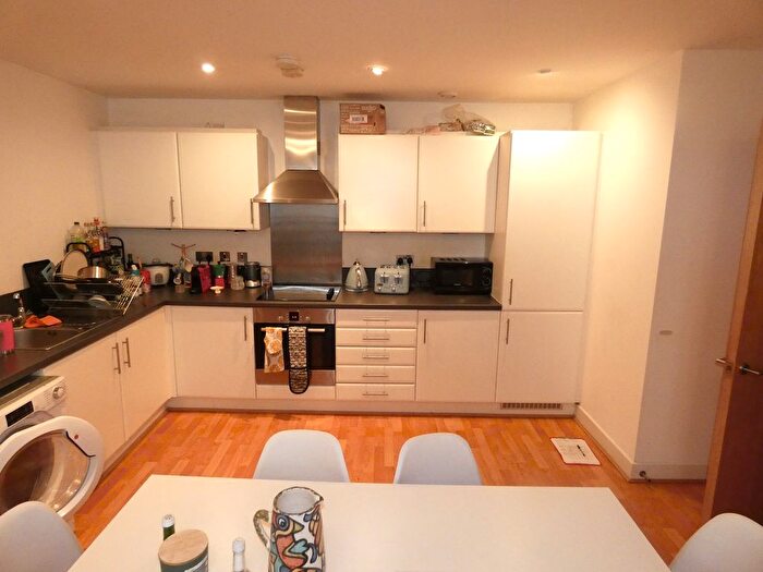 2 Bedroom Flat To Rent In Rathnew Court, Meath Crescent, London, E2