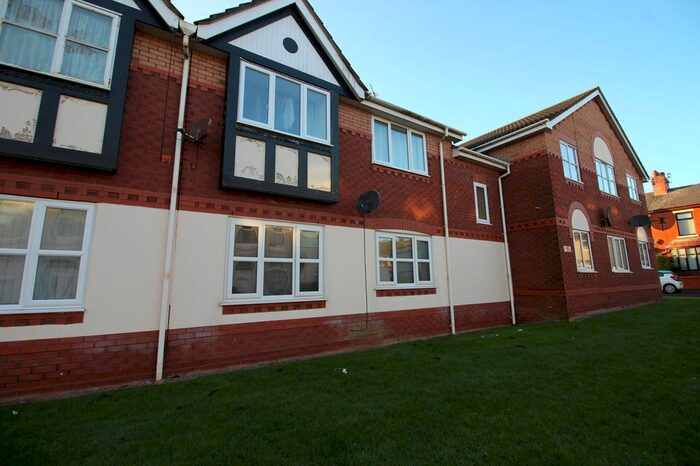 1 Bedroom Flat To Rent In Sutherland View, Blackpool, Lancashire FY1