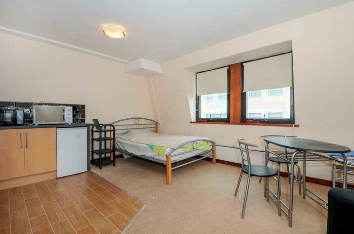 Apartment To Rent In Leather Lane, Chancery Lane, London, EC1N