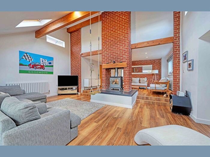 5 Bedroom Property For Sale In Malvern Road, Maidenhead, SL6