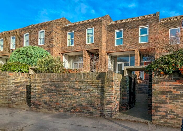 4 Bedroom Terraced House To Rent In Portland Terrace, Richmond Green, Richmond, TW9
