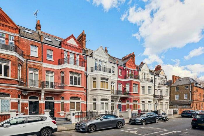 Studio To Rent In Castletown Road, London, W14