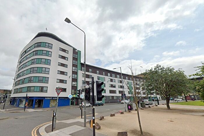2 Bedroom Flat To Rent In , Moir, Street, G1