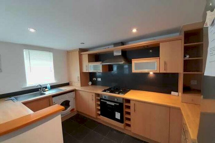 2 Bedroom Property To Rent In Ellerman Road, Liverpool, L3