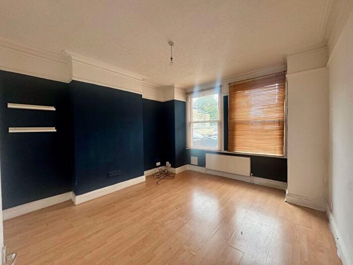 Property To Rent In Rosslyn Crescent, Harrow, HA1