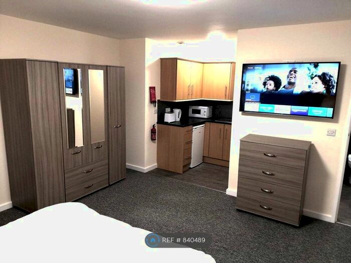 Studio To Rent In Regent Street, Burnham-On-Sea, TA8