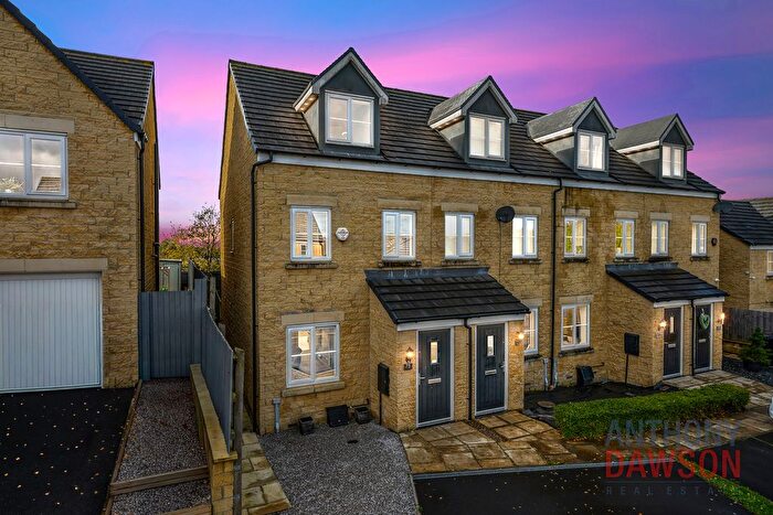 3 Bedroom Terraced House For Sale In Knotts Mount, Colne, BB8