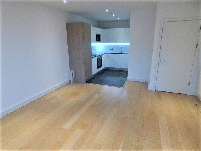 1 Bedroom Flat To Rent In Imperial Building Duke Of Wellington Avenue, Woolwich Arsenal, SE18