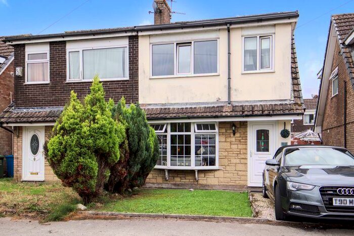3 Bedroom Semi-Detached House To Rent In Bankfield Close, BL2