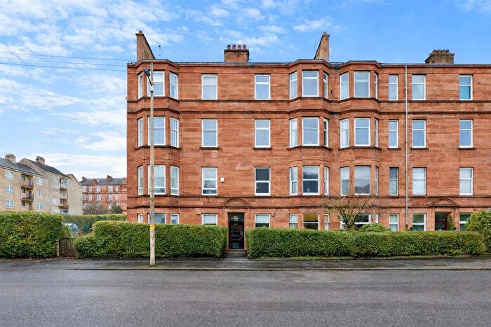 2 Bedroom Flat For Sale In Craigpark, Glasgow, G31