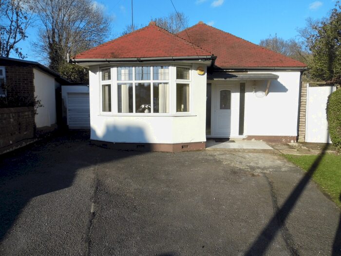 2 Bedroom Bungalow To Rent In Southbourne Close, Pinner, HA5